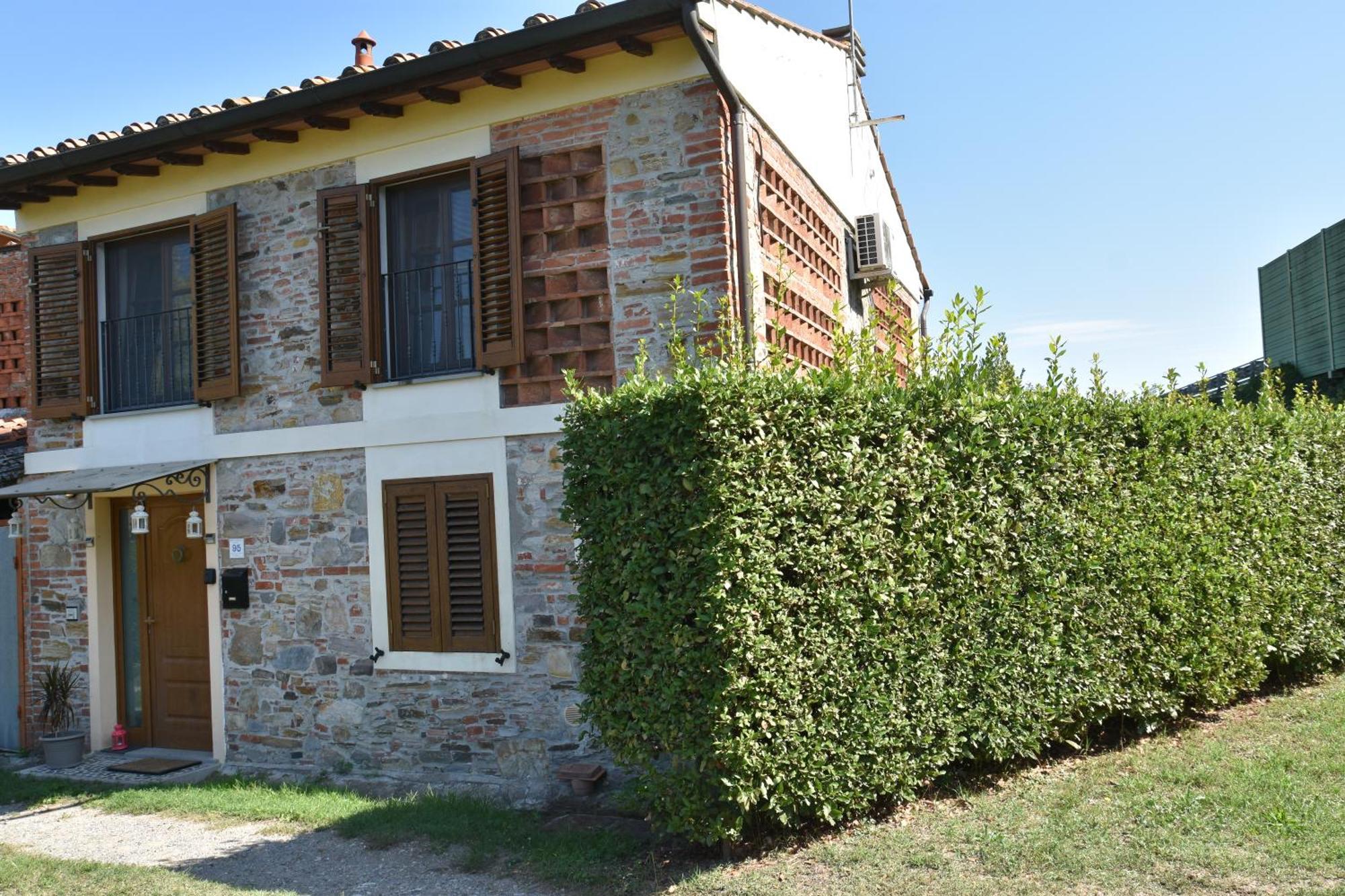 Appartamento Vacanze Sofia House Capannori Εξωτερικό φωτογραφία